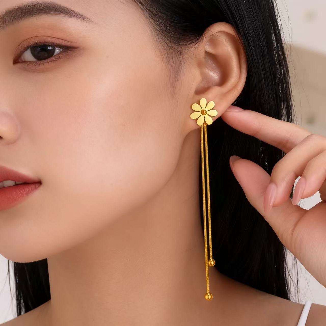 Daisy Snake Chain Earrings - 1Pair